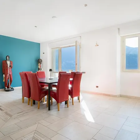 D'oro - View With Pool Hotel *