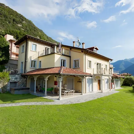 D'oro - View With Pool *